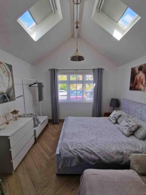 Lovely Studio Annex In Lilliput Poole Exterior foto